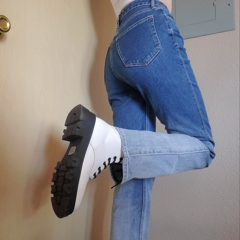Hollister ultra high rise stacked vintage straight ombre denim jeans